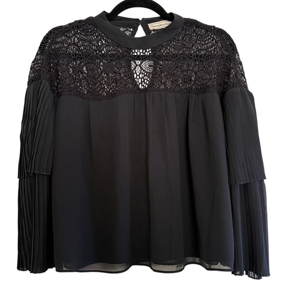 Abercrombie & Fitch Lace Pleated Tiered Bell Sleeve Top Medium Whimsigoth Boxy